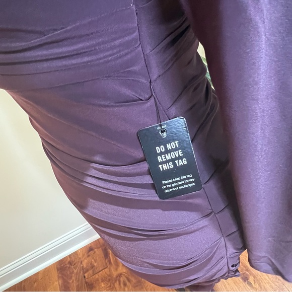 Express Ruched Mock Neck Strong Shoulder Back Cutout Mini Purple Dress Small - Picture 4 of 9